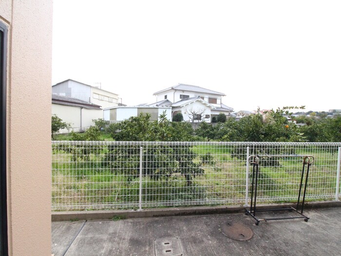 物件内観写真22　(室内からの展望)