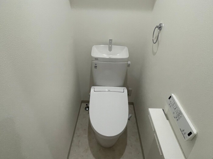 物件内観写真12　(トイレ)