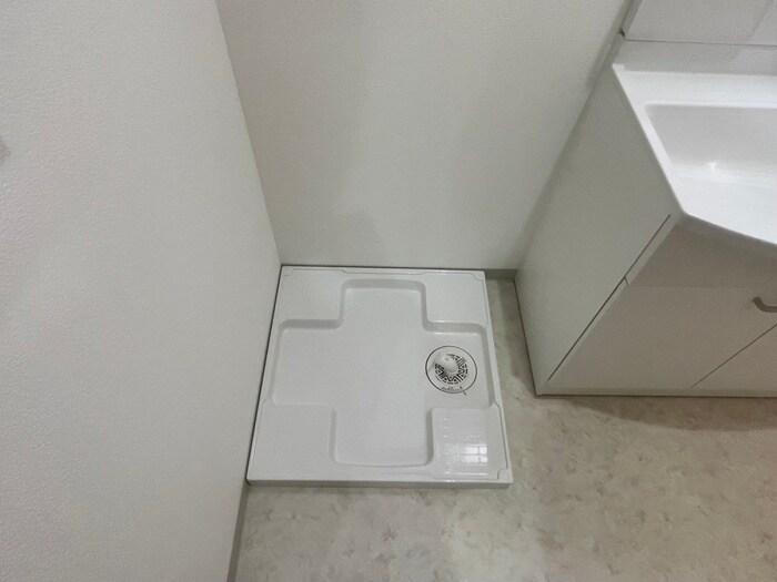 物件内観写真13　(洗濯機置場)