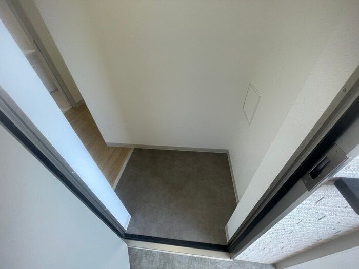 物件内観写真14　(玄関)