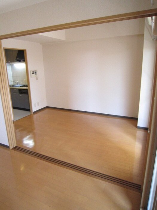 物件内観写真5　(居室)