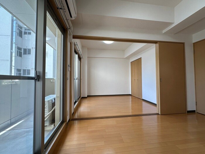 物件内観写真6　(居室)