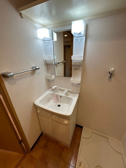 物件内観写真9　(洗面)