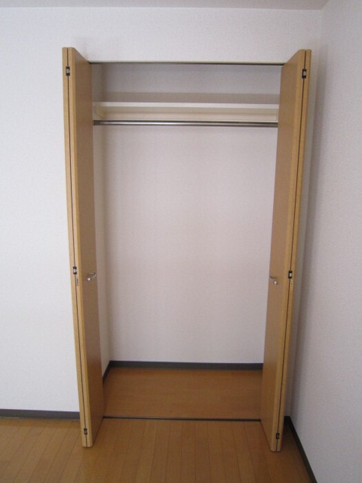 物件内観写真11　(収納)