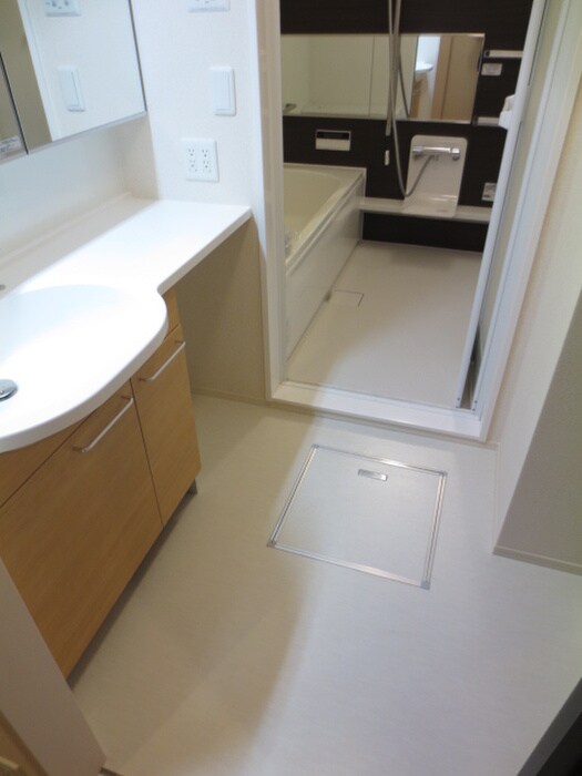 物件内観写真13　(洗面)