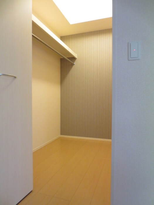 物件内観写真15　(収納)