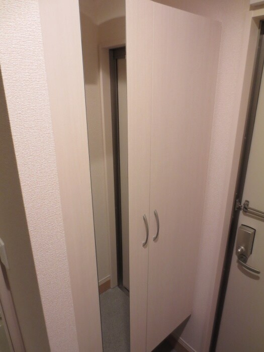 物件内観写真19　(靴箱)
