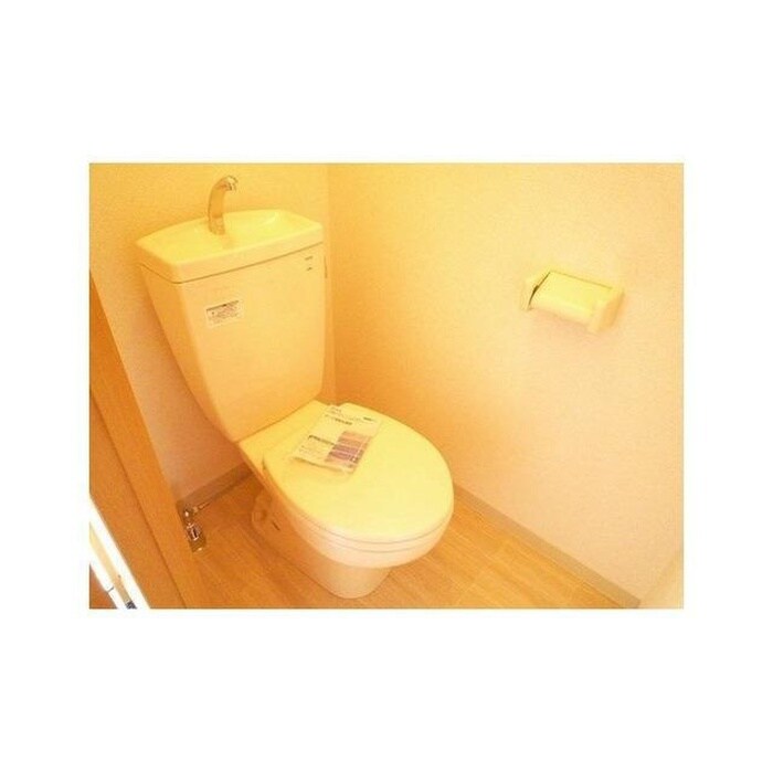 物件内観写真8　(トイレ)