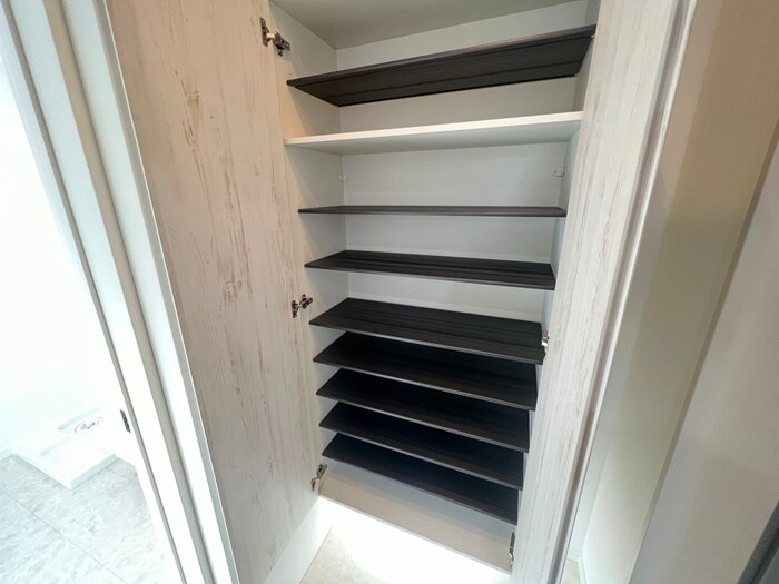 物件内観写真20　(靴箱)