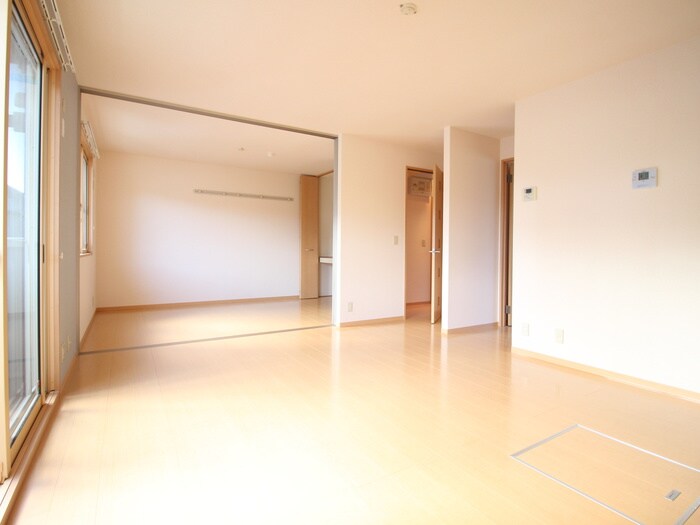 物件内観写真10　(居室)