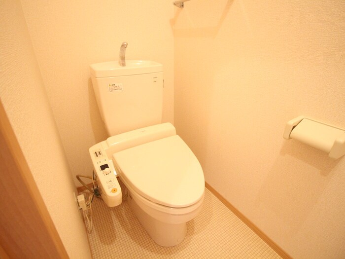 物件内観写真12　(トイレ)