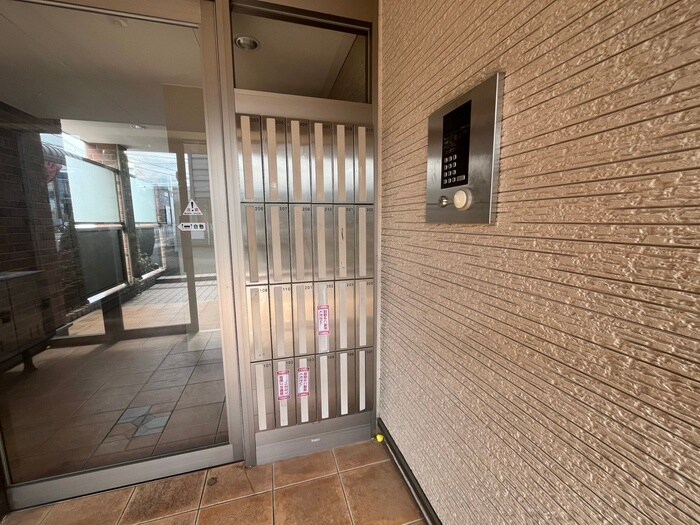 物件外観写真6　(建物設備)