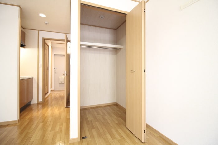 物件内観写真12　(収納)