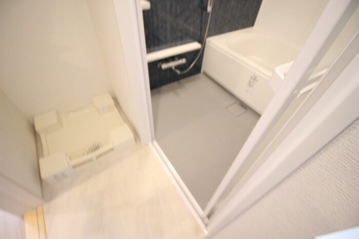 物件内観写真13　(洗濯機置場)