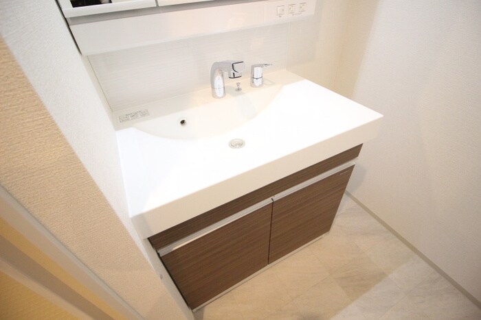 物件内観写真13　(洗面)