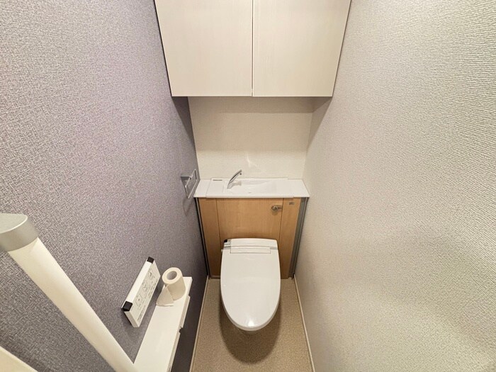 物件内観写真11　(トイレ)