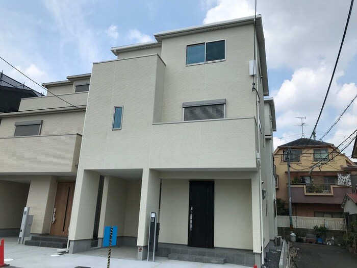 物件外観写真2　(外観写真)