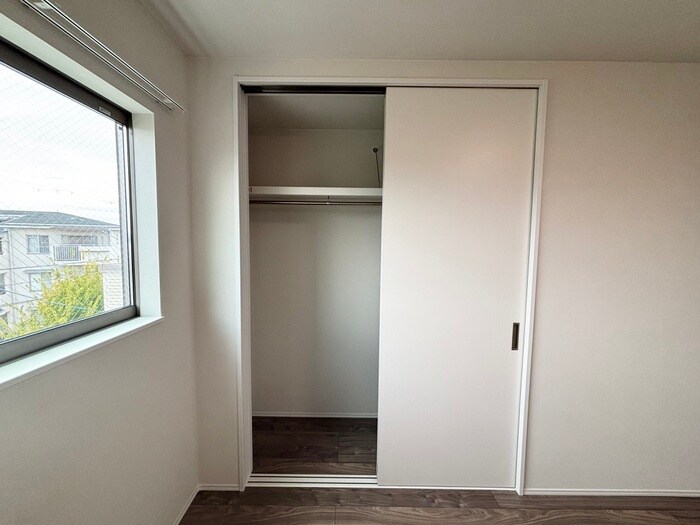 物件内観写真18　(収納)