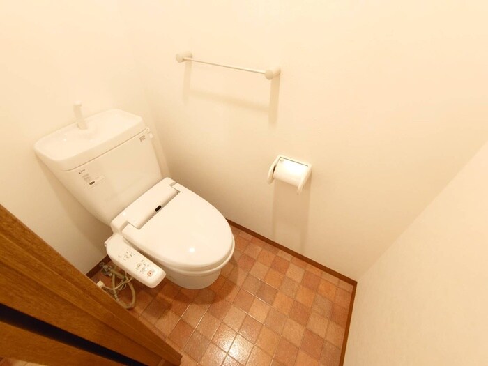 物件内観写真10　(トイレ)