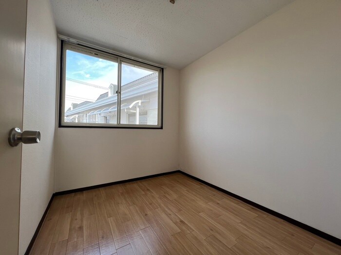 物件内観写真8　(内観写真)