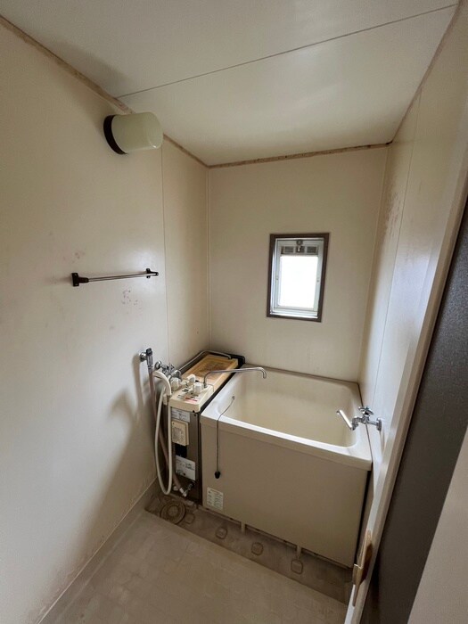 物件内観写真12　(バス／シャワールーム等)