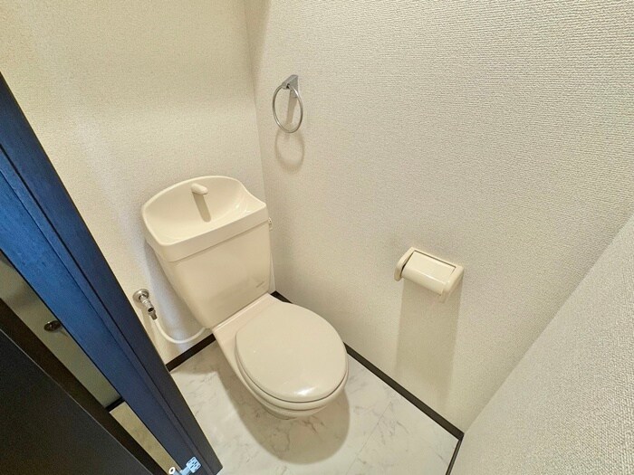 物件内観写真11　(トイレ)