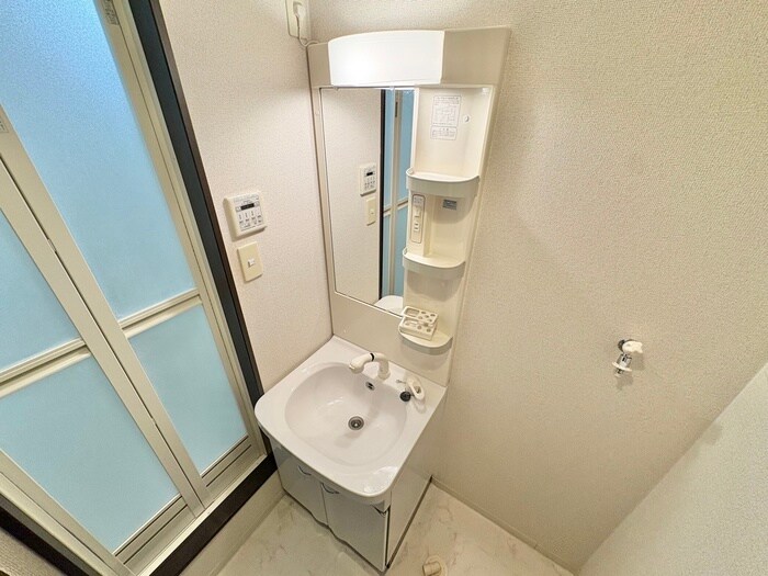 物件内観写真12　(洗面)