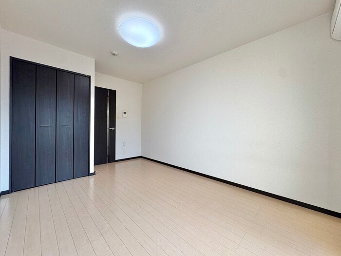 物件内観写真16　(居室)