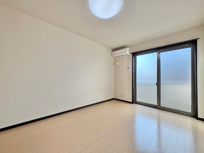 物件内観写真17　(居室)