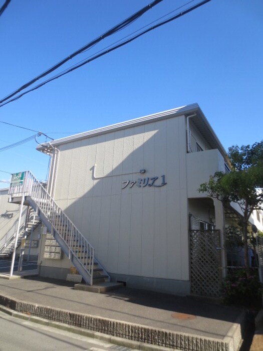 物件外観写真2　(外観写真)