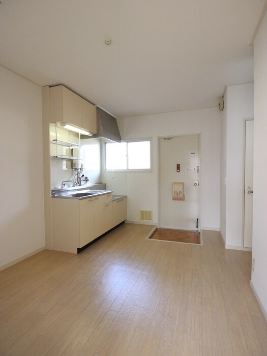 物件内観写真8　(居室)