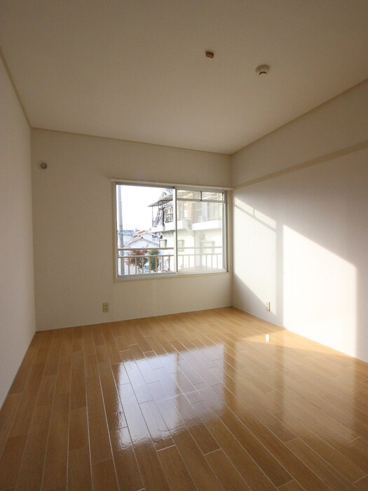 物件内観写真17　(居室)