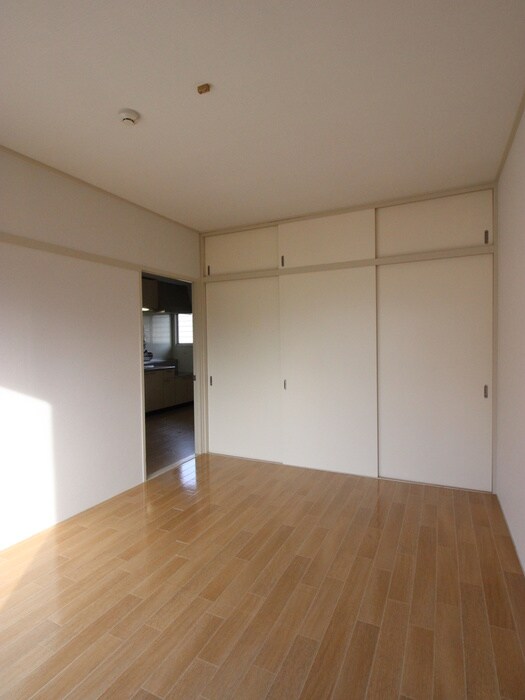 物件内観写真19　(居室)