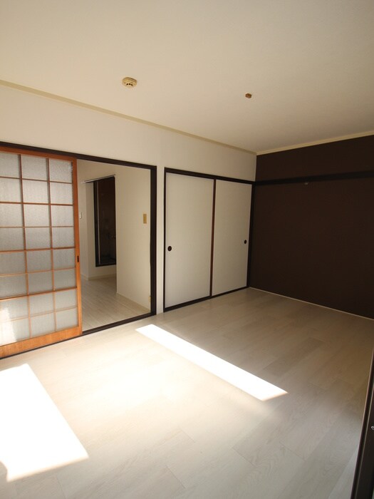 物件内観写真14　(居室)