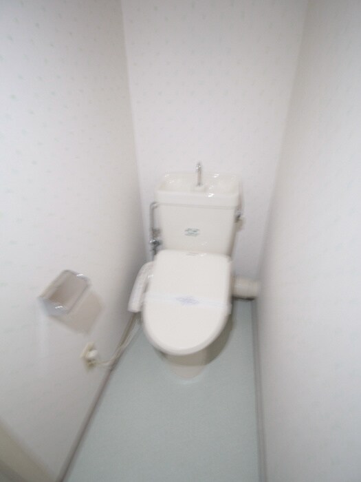 物件内観写真8　(トイレ)