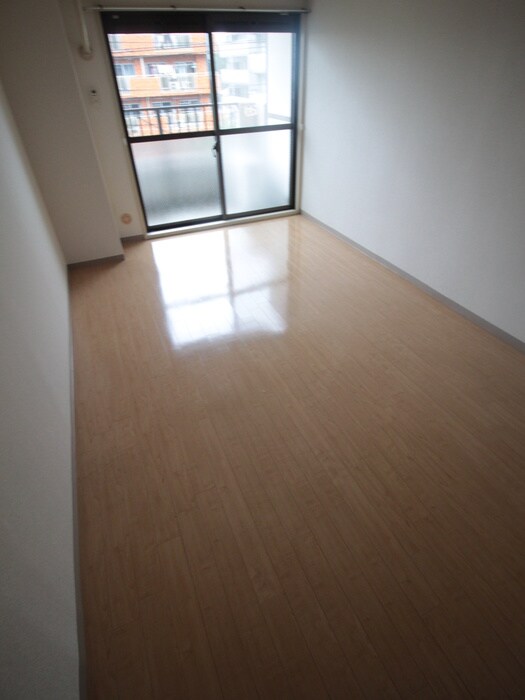 物件内観写真13　(居室)