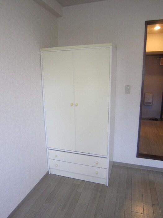 物件内観写真12　(収納)