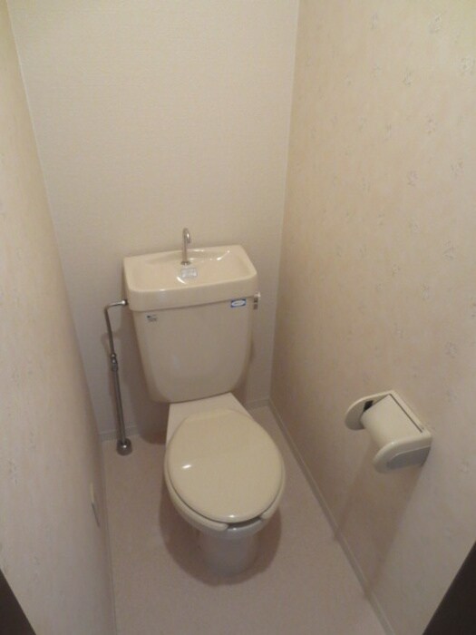 物件内観写真15　(トイレ)