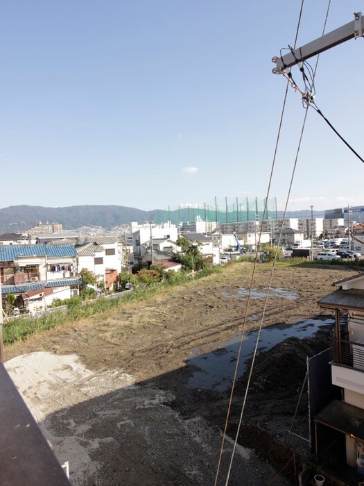 物件内観写真22　(室内からの展望)