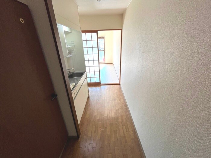 物件内観写真15　(廊下)