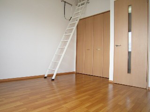 物件内観写真8　(居室)