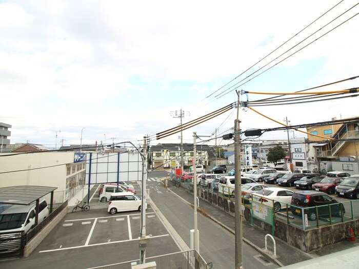 物件内観写真22　(玄関)