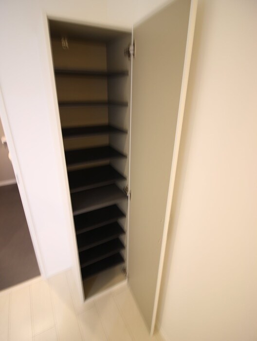 物件内観写真13　(靴箱)