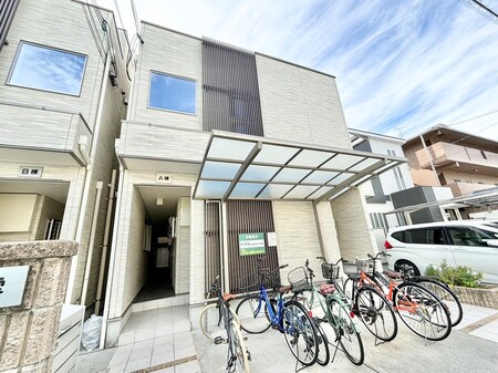ヒルズ東雲A棟外観写真