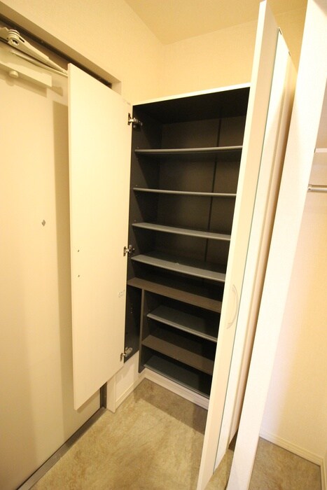 物件内観写真16　(靴箱)