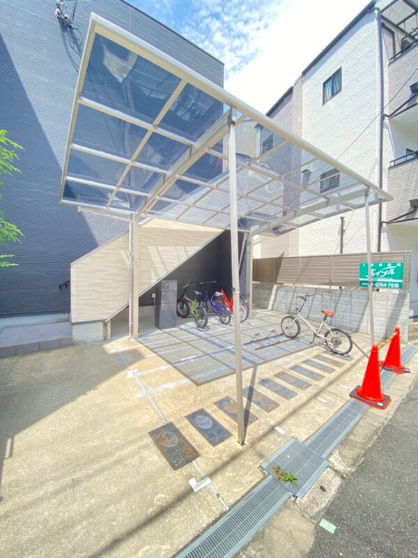 駐輪場