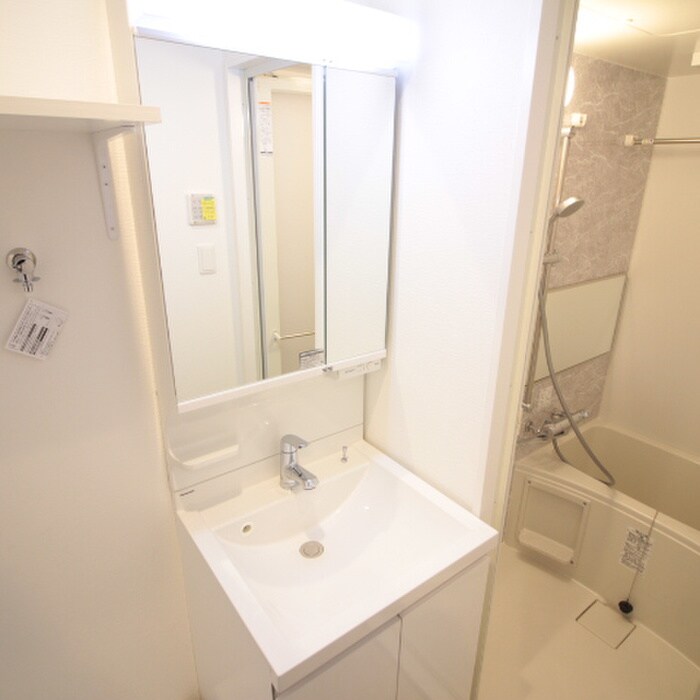 物件内観写真10　(洗面)