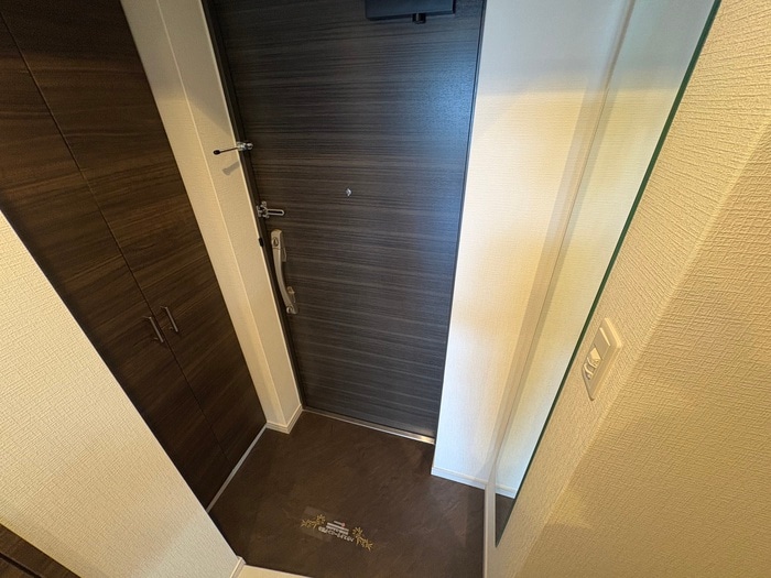 物件内観写真14　(玄関)