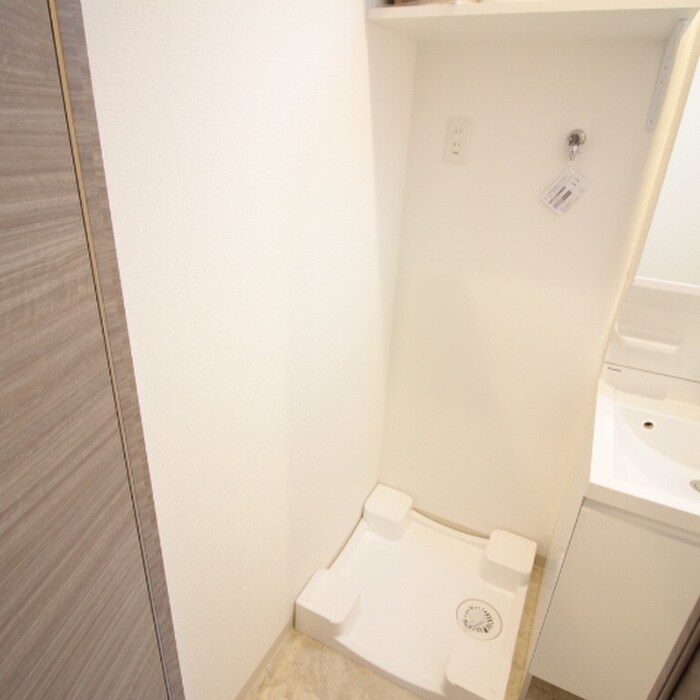 物件内観写真15　(洗濯機置場)