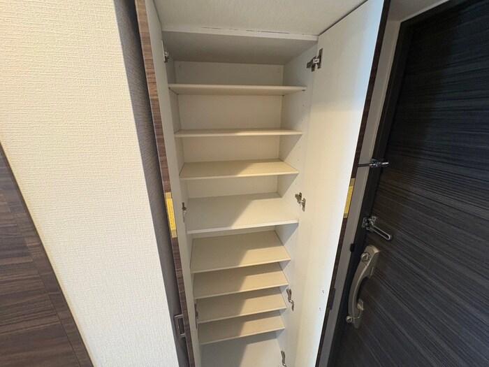 物件内観写真18　(靴箱)